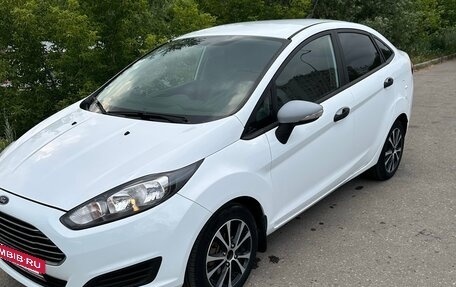 Ford Fiesta, 2016 год, 620 000 рублей, 2 фотография
