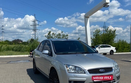 Ford Focus II рестайлинг, 2006 год, 680 000 рублей, 2 фотография