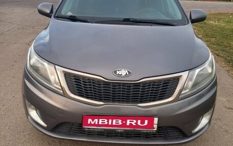 KIA Rio III рестайлинг, 2012 год, 560 000 рублей, 1 фотография