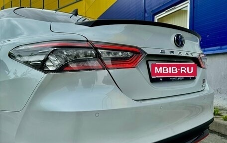 Toyota Camry, 2021 год, 3 500 000 рублей, 10 фотография
