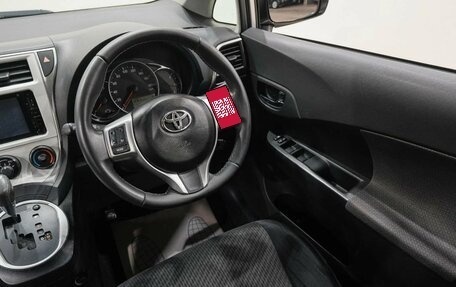 Toyota Ractis II, 2012 год, 849 000 рублей, 18 фотография
