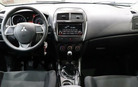 Mitsubishi ASX I рестайлинг, 2014 год, 950 000 рублей, 8 фотография