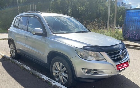 Volkswagen Tiguan I, 2010 год, 900 000 рублей, 2 фотография