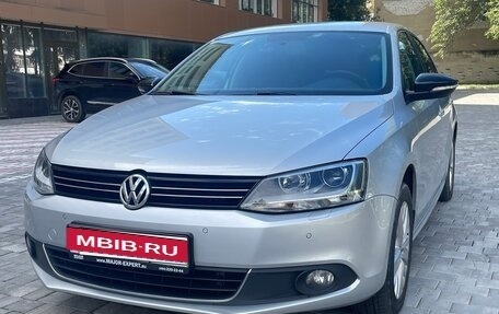 Volkswagen Jetta VI, 2014 год, 1 450 000 рублей, 1 фотография
