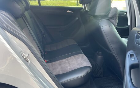Volkswagen Jetta VI, 2014 год, 1 450 000 рублей, 17 фотография
