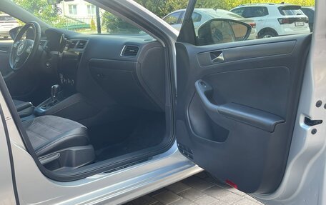 Volkswagen Jetta VI, 2014 год, 1 450 000 рублей, 18 фотография