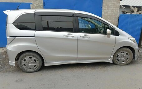 Honda Freed I, 2011 год, 1 000 000 рублей, 5 фотография