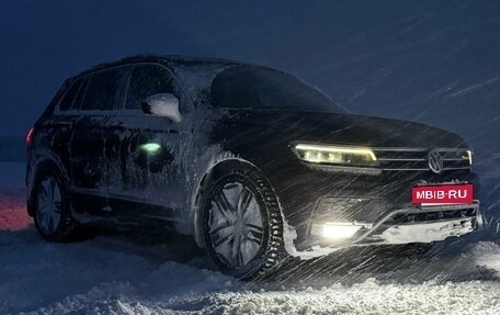 Volkswagen Tiguan II, 2017 год, 500 000 рублей, 2 фотография