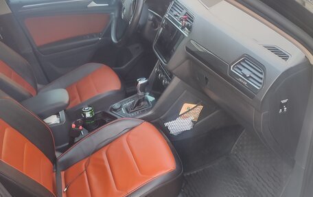 Volkswagen Tiguan II, 2017 год, 500 000 рублей, 9 фотография