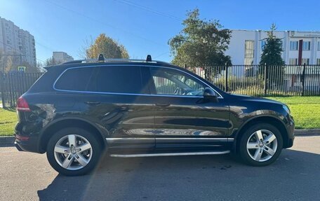 Volkswagen Touareg III, 2014 год, 2 600 000 рублей, 3 фотография