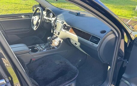 Volkswagen Touareg III, 2014 год, 2 600 000 рублей, 9 фотография