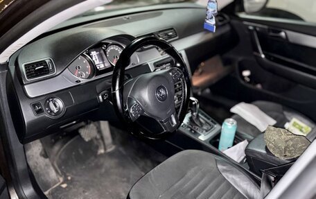 Volkswagen Passat B7, 2011 год, 869 000 рублей, 5 фотография