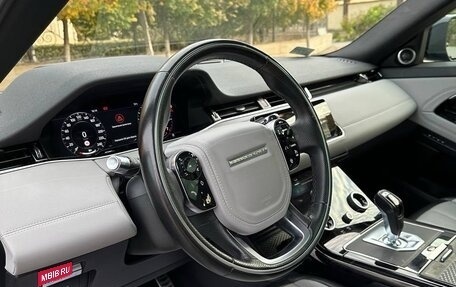 Land Rover Range Rover Evoque II, 2020 год, 4 000 000 рублей, 6 фотография