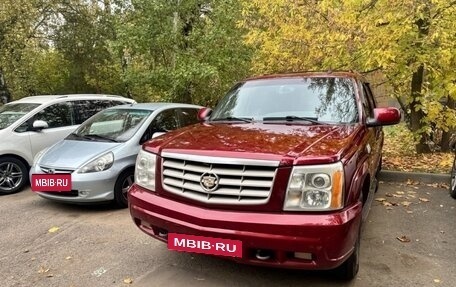 Cadillac Escalade II, 2004 год, 950 000 рублей, 3 фотография
