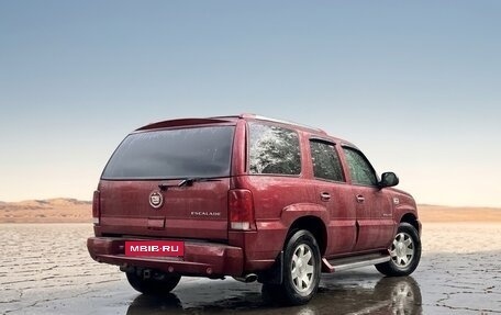 Cadillac Escalade II, 2004 год, 950 000 рублей, 13 фотография