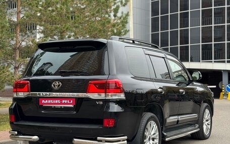 Toyota Land Cruiser 200, 2014 год, 3 500 000 рублей, 2 фотография
