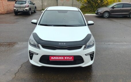 KIA Rio IV, 2018 год, 1 100 000 рублей, 1 фотография