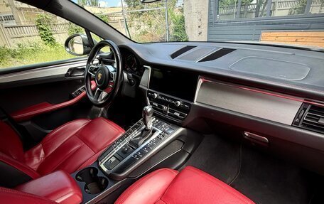 Porsche Macan I рестайлинг, 2019 год, 4 200 000 рублей, 23 фотография