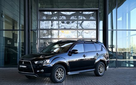 Mitsubishi Outlander III рестайлинг 3, 2011 год, 999 999 рублей, 3 фотография