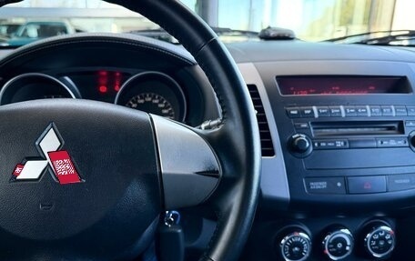 Mitsubishi Outlander III рестайлинг 3, 2011 год, 999 999 рублей, 23 фотография