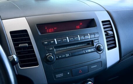 Mitsubishi Outlander III рестайлинг 3, 2011 год, 999 999 рублей, 28 фотография