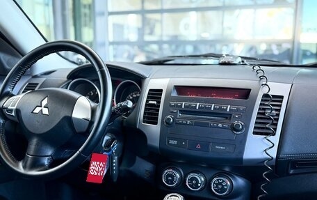 Mitsubishi Outlander III рестайлинг 3, 2011 год, 999 999 рублей, 26 фотография