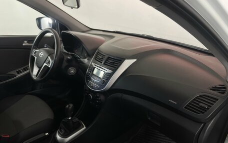 Hyundai Solaris II рестайлинг, 2013 год, 685 000 рублей, 9 фотография