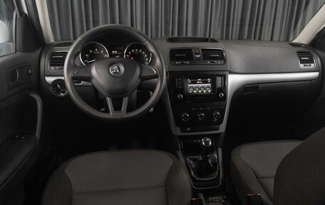 Skoda Yeti I рестайлинг, 2017 год, 1 449 000 рублей, 6 фотография