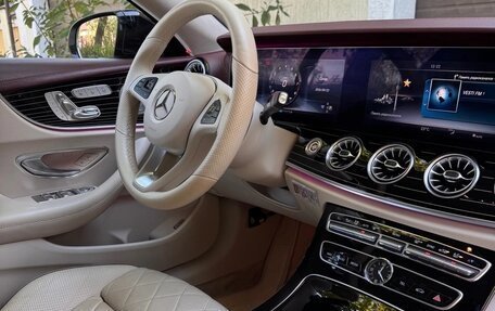 Mercedes-Benz E-Класс, 2017 год, 4 600 000 рублей, 6 фотография