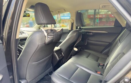 Lexus NX I, 2015 год, 2 390 000 рублей, 13 фотография