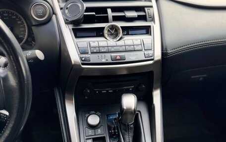 Lexus NX I, 2015 год, 2 390 000 рублей, 23 фотография