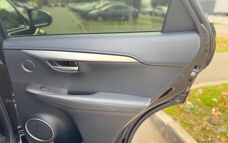 Lexus NX I, 2015 год, 2 390 000 рублей, 19 фотография