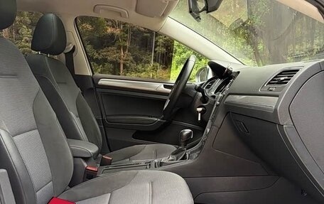Volkswagen Golf VII, 2019 год, 1 350 777 рублей, 11 фотография