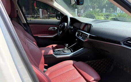 BMW 3 серия, 2022 год, 2 800 000 рублей, 3 фотография