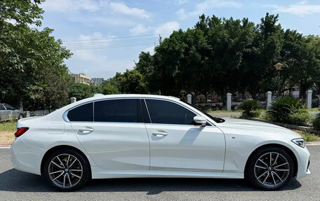 BMW 3 серия, 2022 год, 2 800 000 рублей, 5 фотография