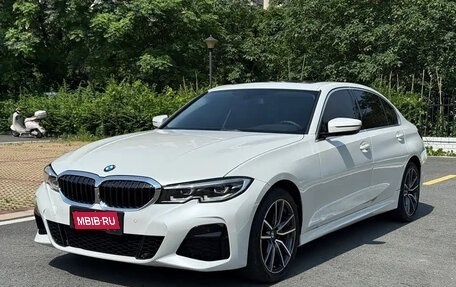 BMW 3 серия, 2022 год, 2 800 000 рублей, 2 фотография