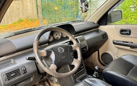 Nissan X-Trail, 2002 год, 350 000 рублей, 15 фотография