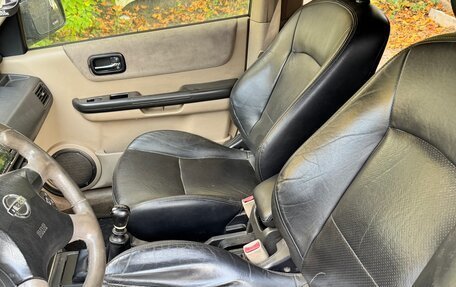 Nissan X-Trail, 2002 год, 350 000 рублей, 17 фотография