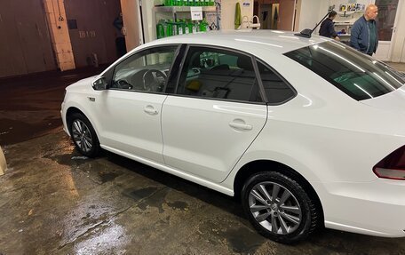 Volkswagen Polo VI (EU Market), 2019 год, 930 000 рублей, 3 фотография