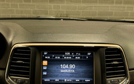 Jeep Grand Cherokee, 2013 год, 2 290 000 рублей, 11 фотография
