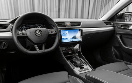Skoda Superb III рестайлинг, 2025 год, 3 140 000 рублей, 9 фотография