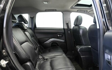Mitsubishi Outlander III рестайлинг 3, 2007 год, 989 900 рублей, 13 фотография
