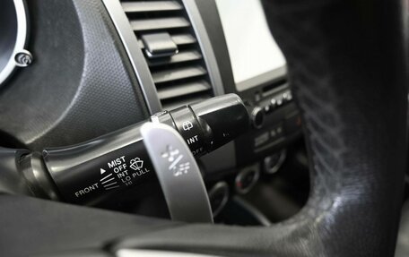 Mitsubishi Outlander III рестайлинг 3, 2007 год, 989 900 рублей, 17 фотография
