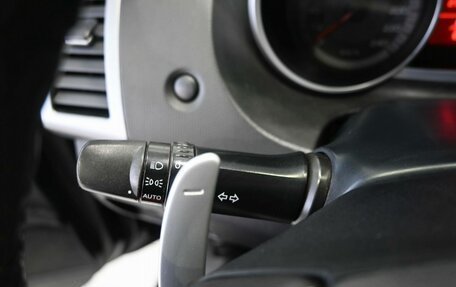 Mitsubishi Outlander III рестайлинг 3, 2007 год, 989 900 рублей, 14 фотография