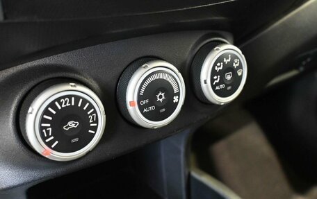 Mitsubishi Outlander III рестайлинг 3, 2007 год, 989 900 рублей, 19 фотография