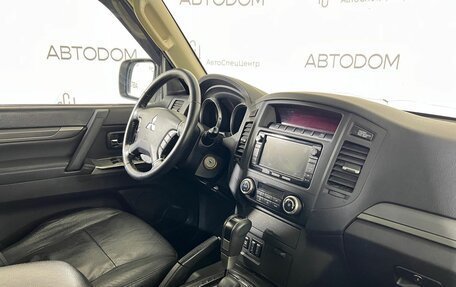 Mitsubishi Pajero IV, 2013 год, 1 779 900 рублей, 10 фотография