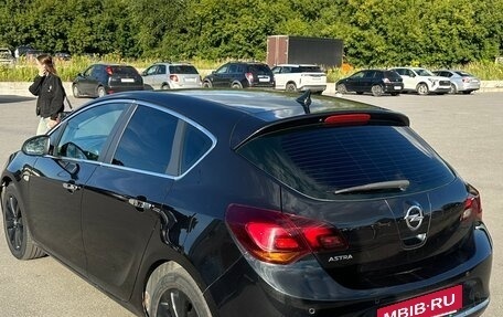 Opel Astra J, 2013 год, 680 000 рублей, 6 фотография