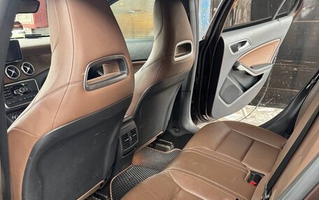 Mercedes-Benz GLA, 2014 год, 1 800 000 рублей, 10 фотография