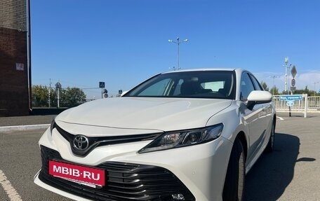 Toyota Camry, 2018 год, 2 570 000 рублей, 12 фотография