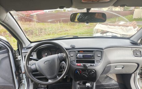 KIA Rio II, 2006 год, 210 000 рублей, 13 фотография